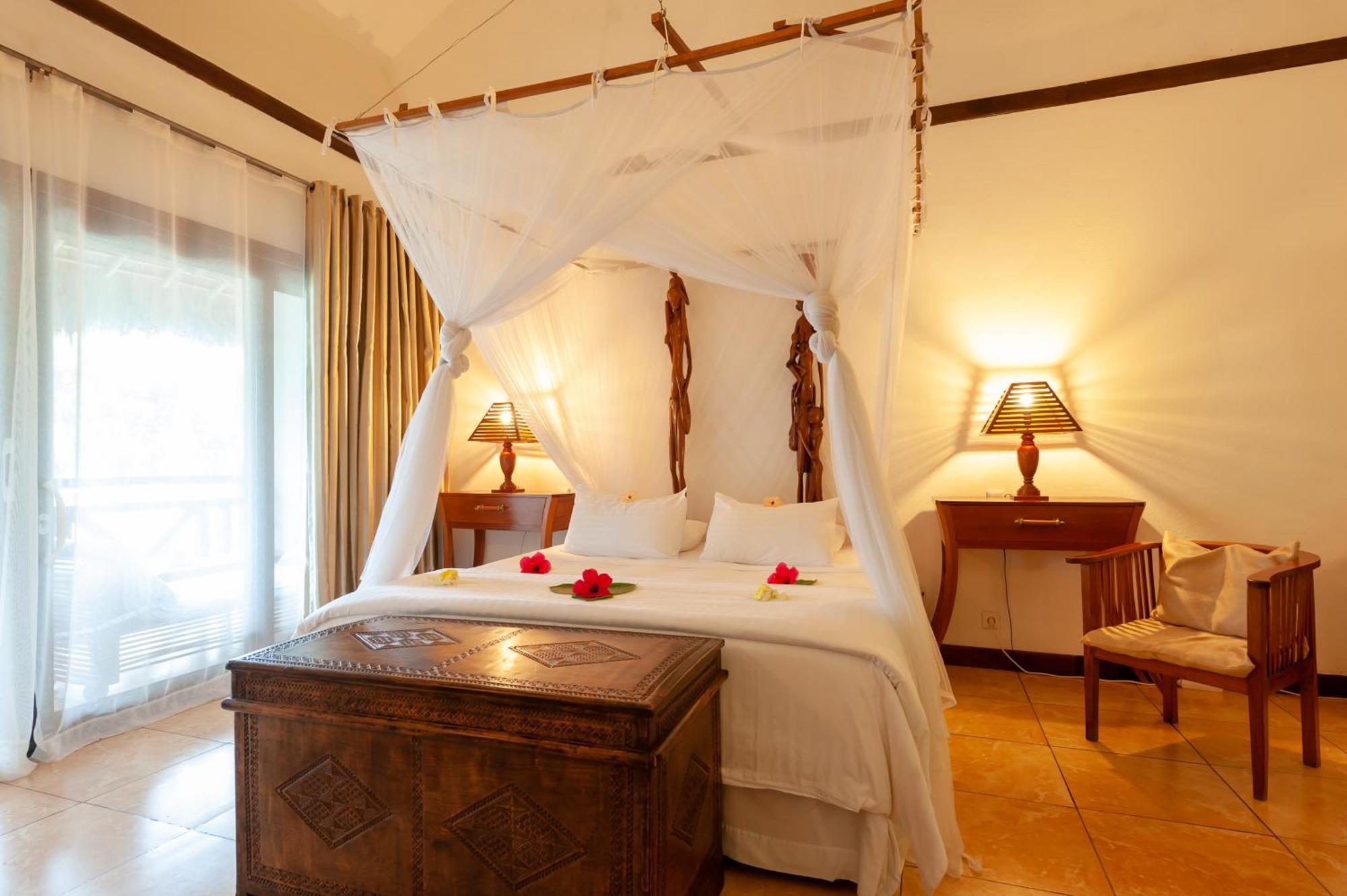 Nosy Be Hotel & Spa Ambondrona  Екстер'єр фото