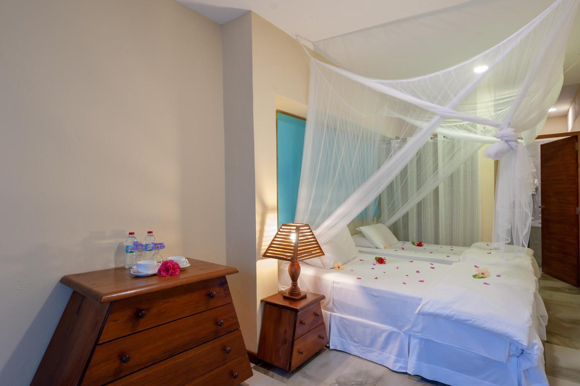 Nosy Be Hotel & Spa Ambondrona  Екстер'єр фото